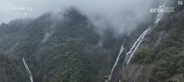 美港通证券 盛夏文旅“热”起来：山水消暑 非遗添彩 文旅融合新场景点燃消费激情_大皖新闻 | 安徽网